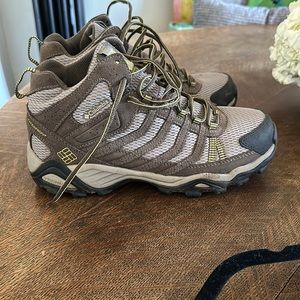 Columbia woman’s hiking boots.  Size 10